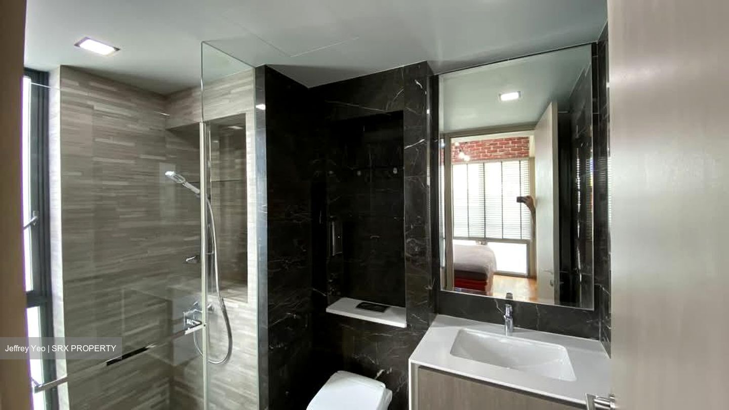 J Gateway (D22), Condominium #558114281